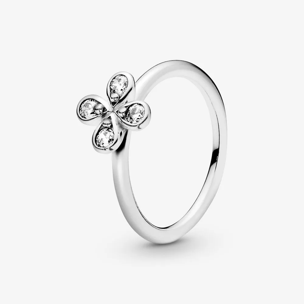 Four-Petal Flower Ring